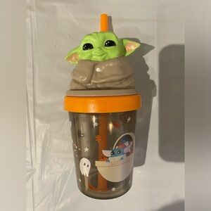 Zak smiles Kids Halloween Disney Star Wars Yoda Cup with straw NEW